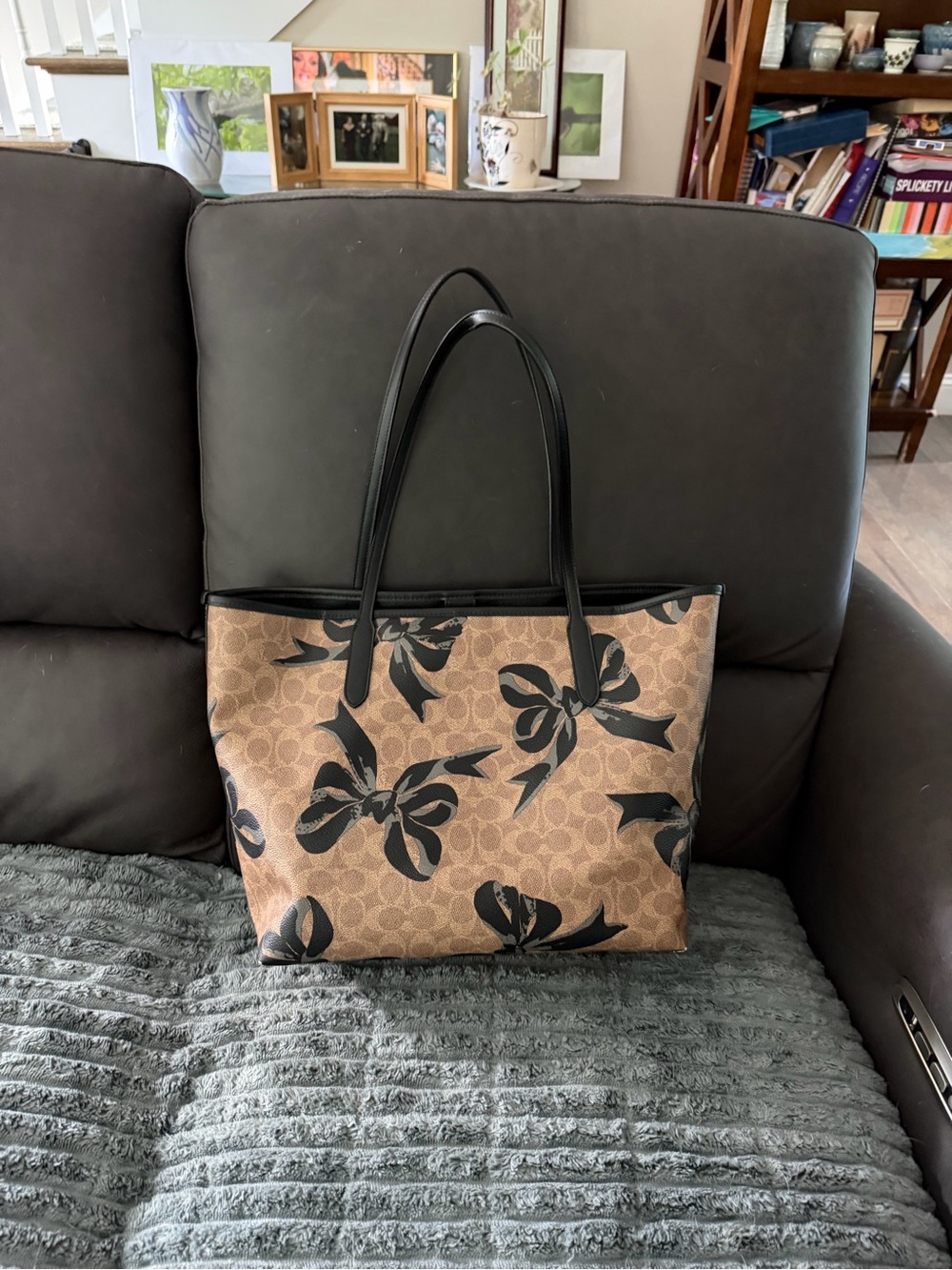 Coach Tan and Black Bow Logo Tote with Black Accents - Picture 2 of 10